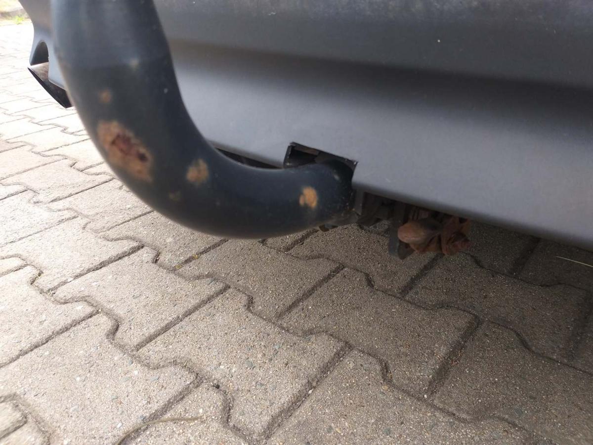 BMW 1er E87 original Stoßstange Stossfänger hinten Japanrot Bj.2006